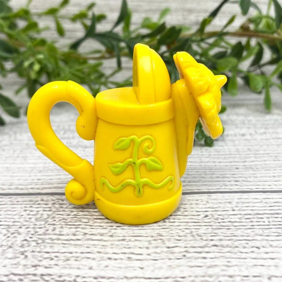 VNT Miniature Watering Can 1999 Marvel Ent. Inc. Toy Accessory - Picture 1 of 6